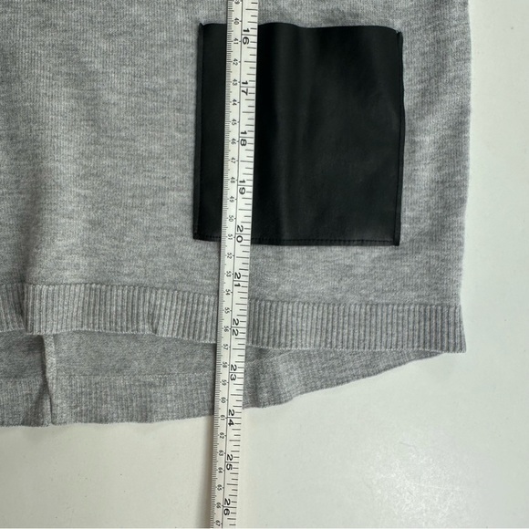 Zara Girls Gray Sweater Faux Leather Pockets Sz 13-14 Long Sleeve - Picture 5 of 6